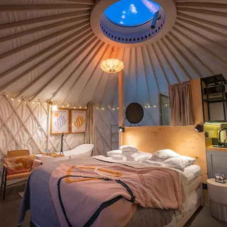 Izera Glamping Adults - Luksusowe Jurty&spa Luksusowy namiot *