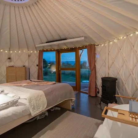 Izera Glamping Adults - Luksusowe Jurty&spa Luksusowy namiot