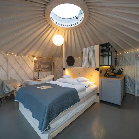 Izera Glamping Adults - Luksusowe Jurty&spa 豪华帐篷 Gajowka (Lower Silesia)