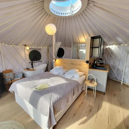 Luxusní stan Izera Glamping Adults - Luksusowe Jurty&spa