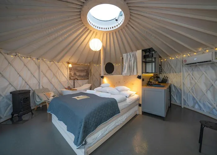 Izera Glamping Adults - Luksusowe Jurty&spa Luxury tent Gajowka (Lower Silesia)