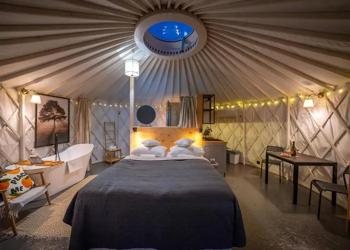 Izera Glamping Adults - Luksusowe Jurty&spa